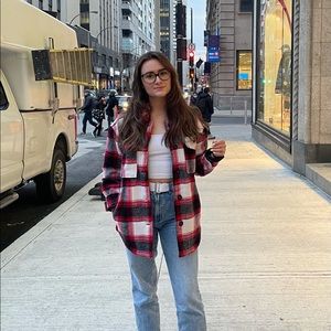 Meet your Posher, Laurence